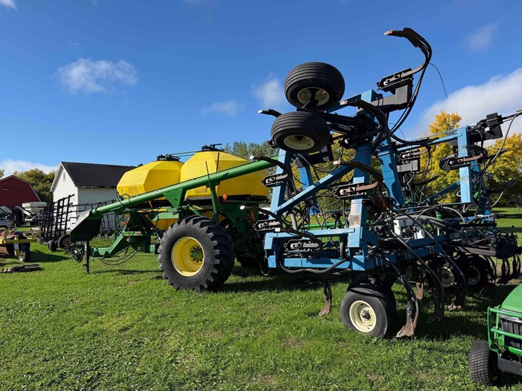 john-deere-1900-image-3