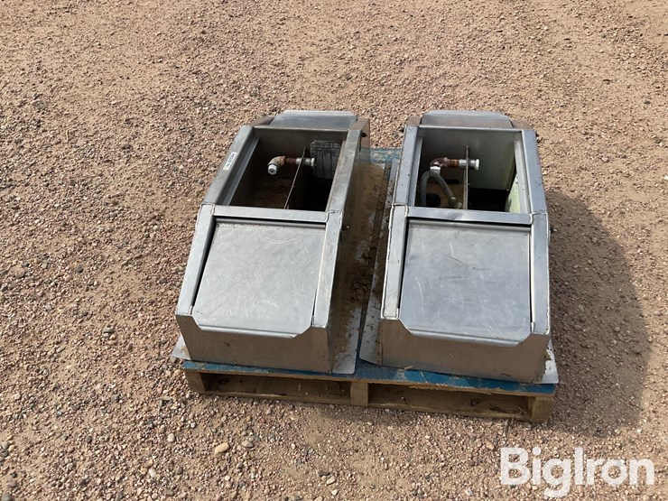 hog-water-troughs-image-3