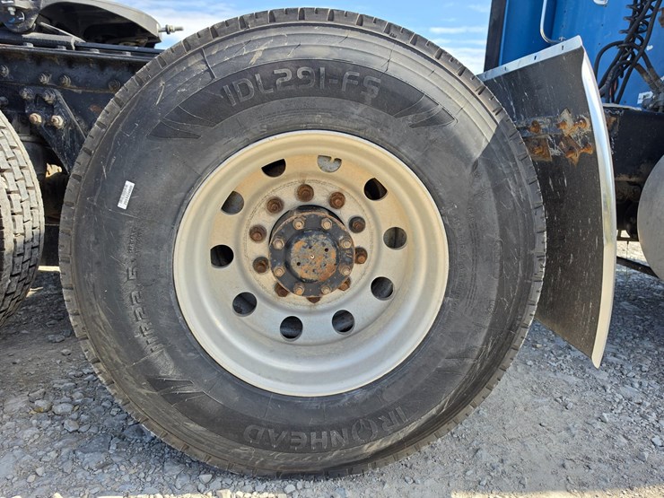 2003-kenworth-w900-image-122