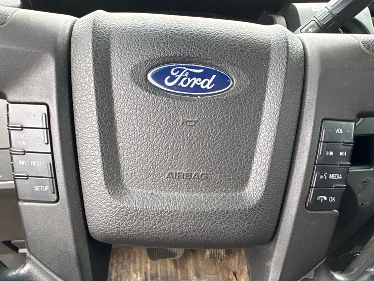 2012-ford-f150-image-49