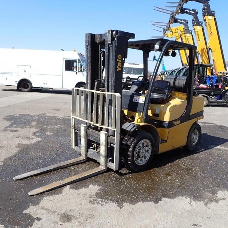 2006 Yale GLP080VXNGSE090 Forklift