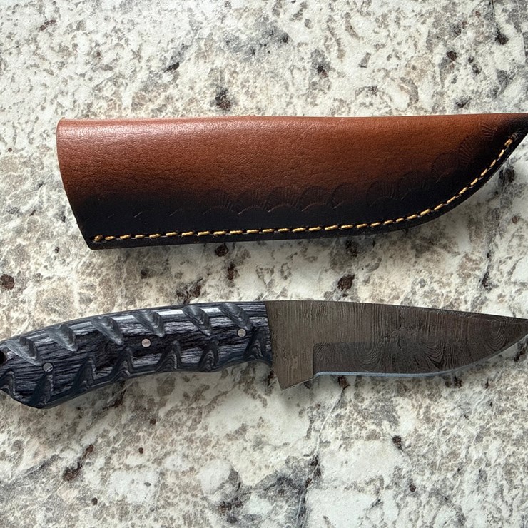 #1534 • Custom Damascus Blade Knife
