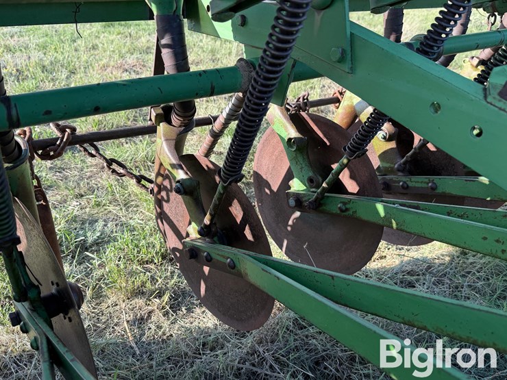 deere-tires-image-15