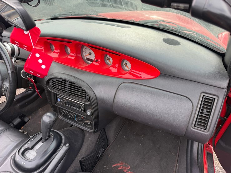 #1579-•-1999-plymouth-prowler-roadster-image-31