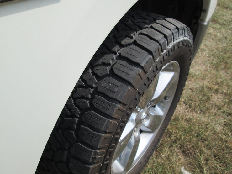 2016-dodge-ram-1500-image-13