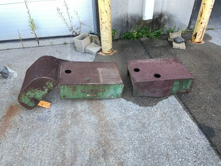#4029-•-john-deere-sheet-metal-pieces-(04)-image-1