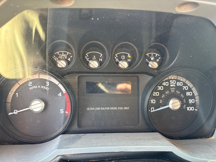 2014-ford-f350-image-54