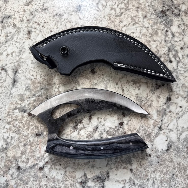 #1520 • Custom Damascus Blade Knife