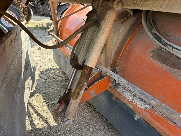 2010-broce-rjt350-image-24
