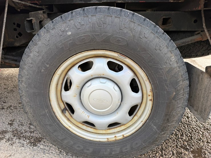 2013-ford-f150-image-43
