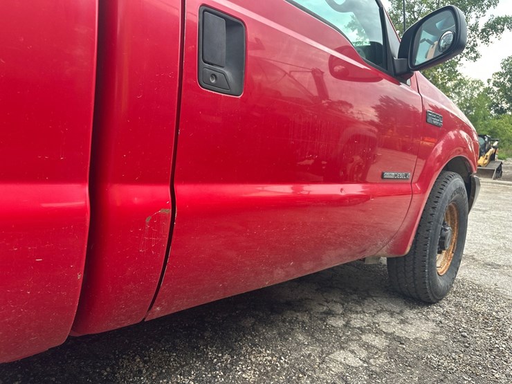 2001-ford-f350-image-28