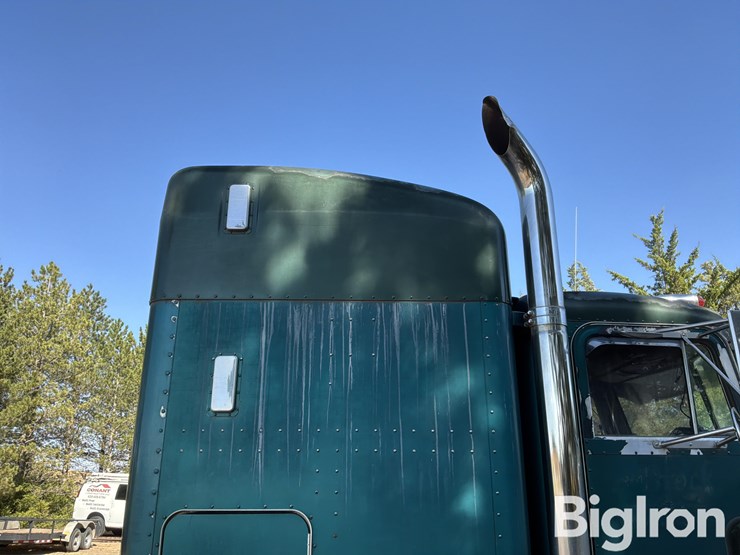 1995-peterbilt-379-image-19