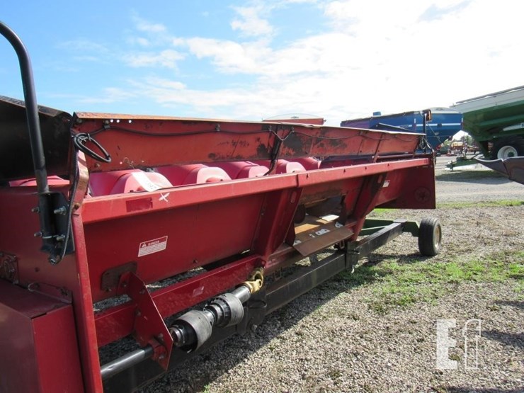 case-ih-1063-image-3