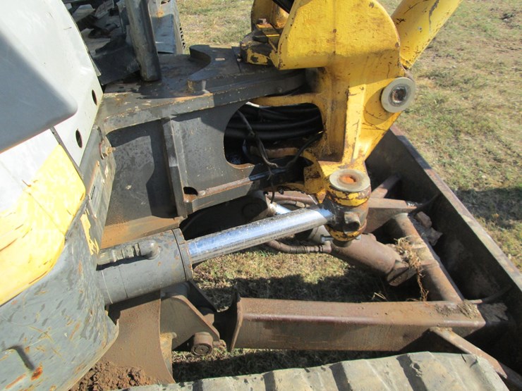 new-holland-e55bx-image-19