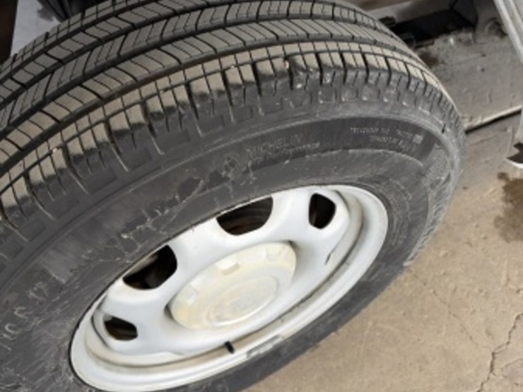 2017-ford-f150-image-9