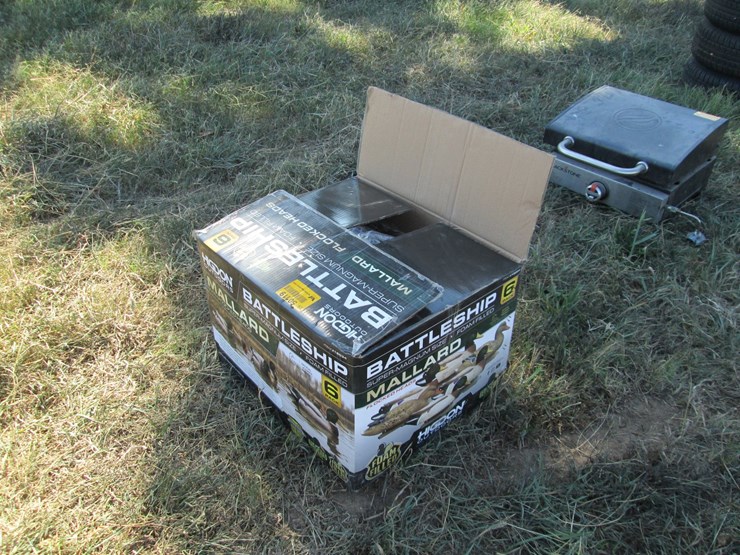 #50119-•-lot-of-(6)-unused-higdon-outdoors-decoys-inv#50119-image-1