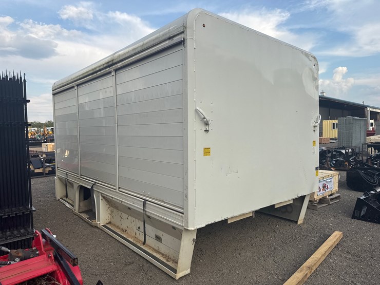 #6072-•-mickey-14'-service-bed-image-3