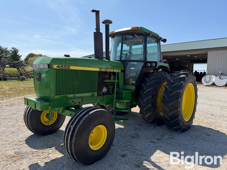 1990-john-deere-4555-image-1