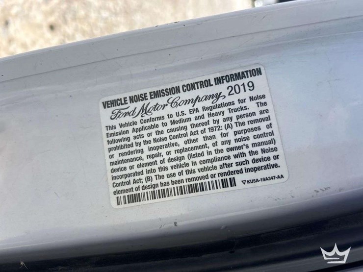 2019-ford-e350-image-11