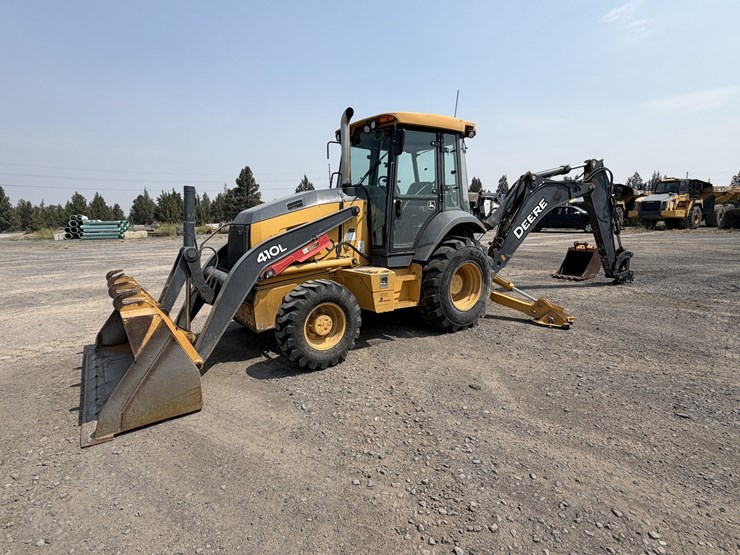 2016-deere-410l-image-1