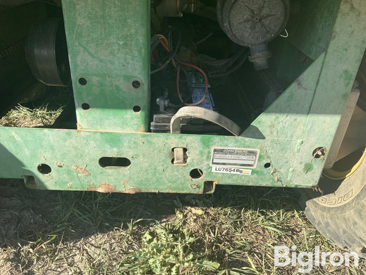 john-deere-gator-image-12