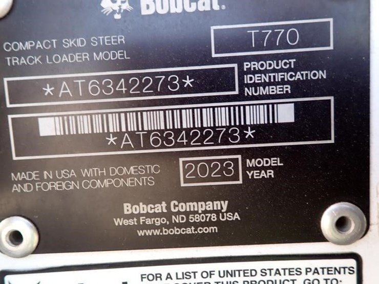 2023-bobcat-t770-image-31