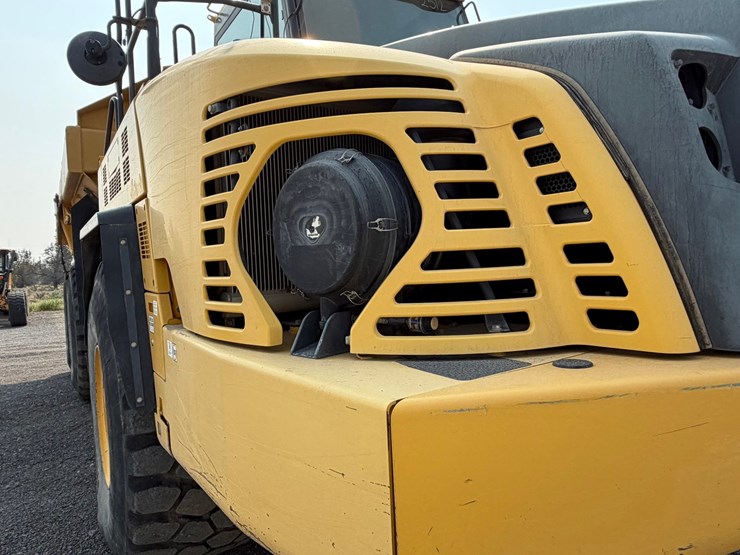 2016-komatsu-hm400-5-image-16