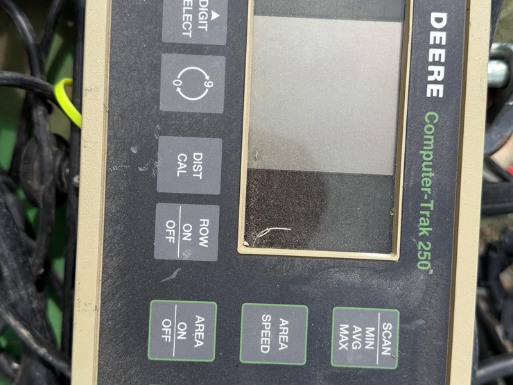 john-deere-1760-image-13