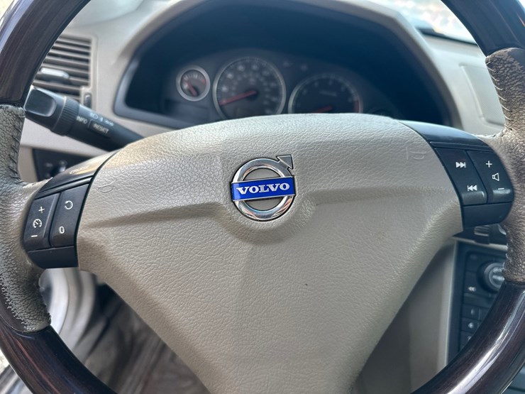 2004-volvo-xc90-image-42