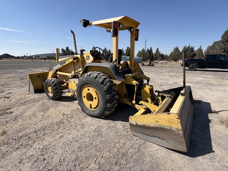 2007-deere-210le-image-7