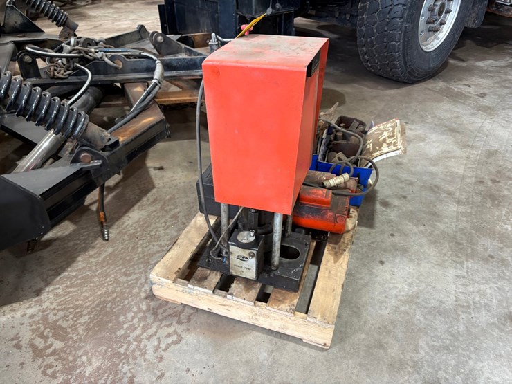 #3231-•-gates-power-crimp-707-hose-crimper-image-1