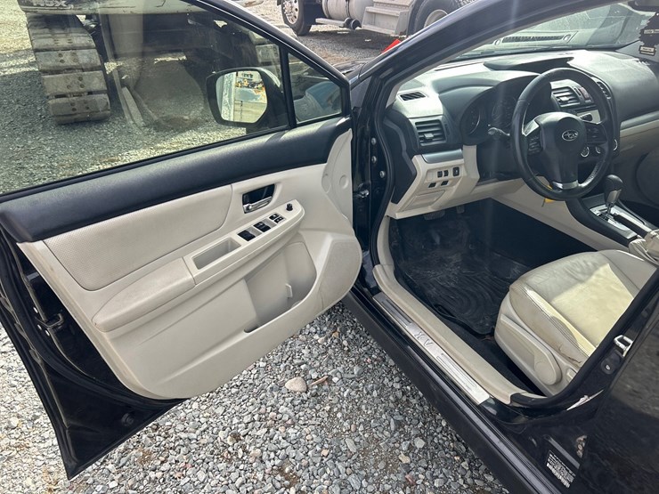 2013-subaru-crosstrek-image-44