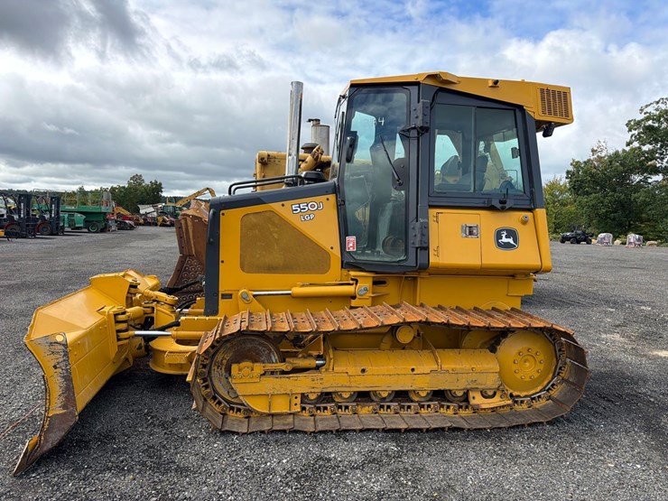 deere-550j-lgp-image-1