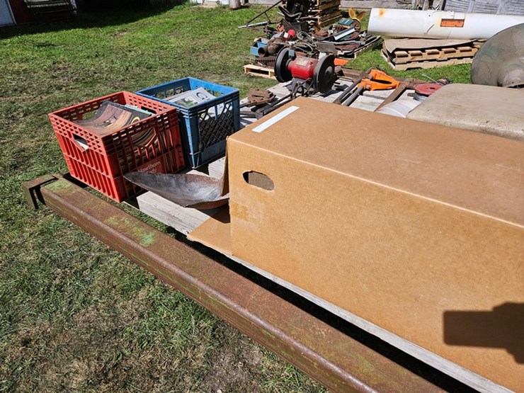 #8000-•-live-on-the-ground-only-items-image-20