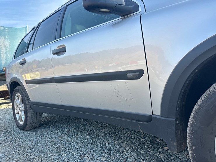 2004-volvo-xc90-image-12