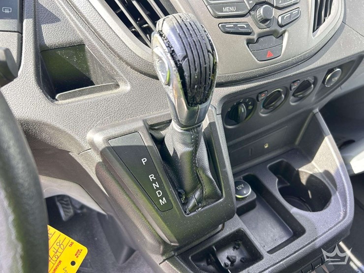 2016-ford-transit-image-23