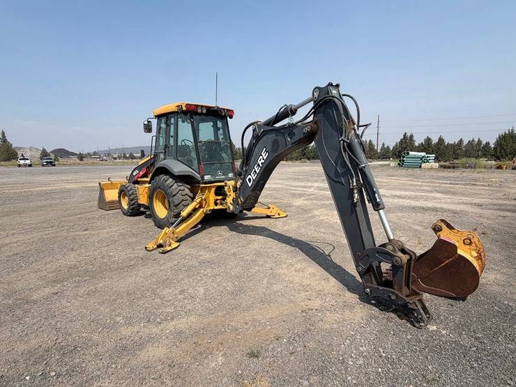 2016-deere-410l-image-8