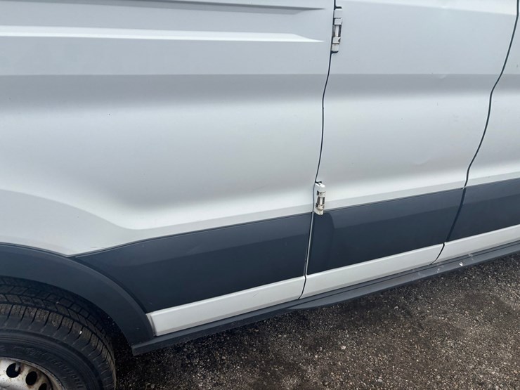2018-ford-transit-image-19