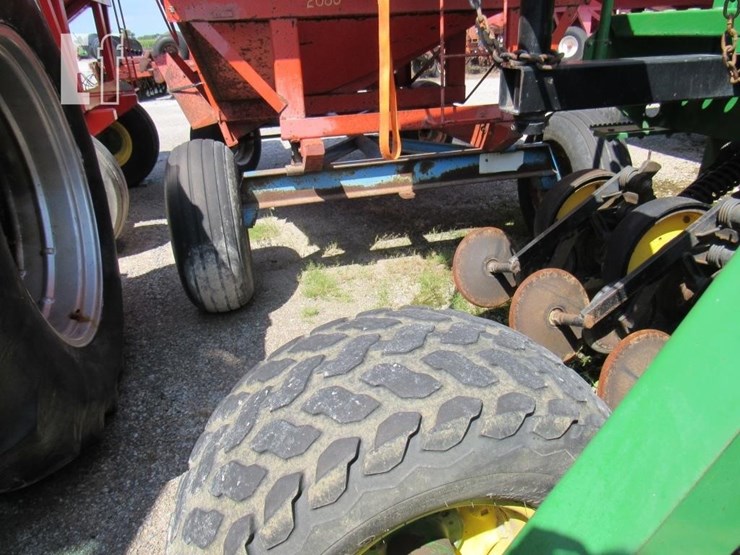 1996-john-deere-750-image-17