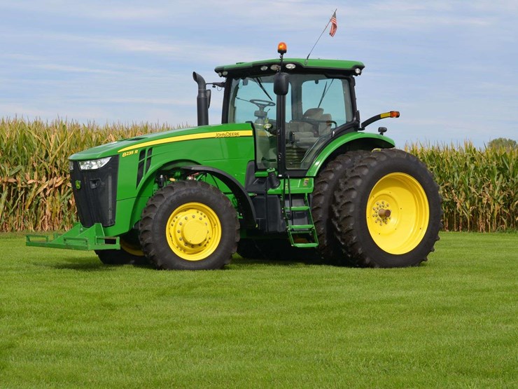 2011-john-deere-r-image-12
