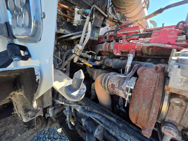 2018-kenworth-t800-image-55