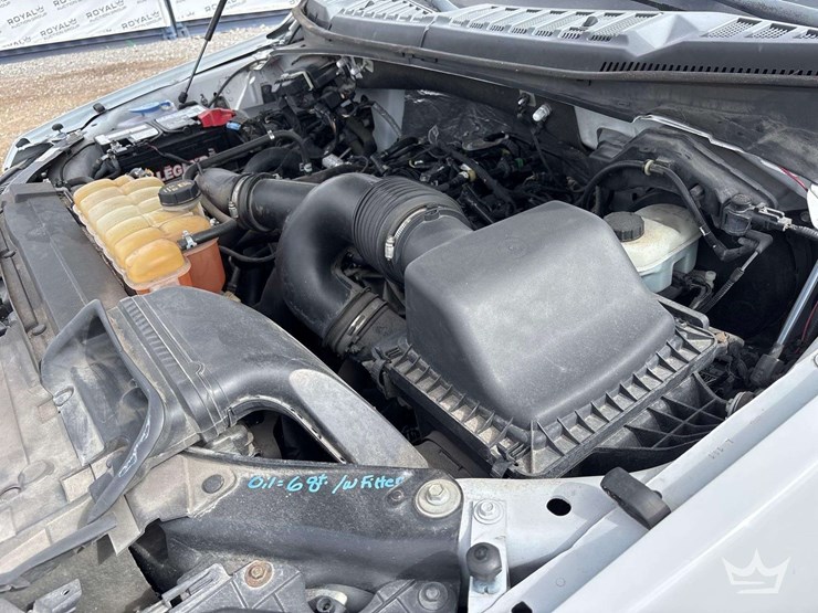 2016-ford-f150-image-8