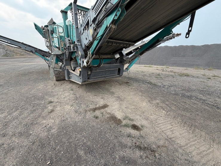 2015-powerscreen-warrior-2100-image-9