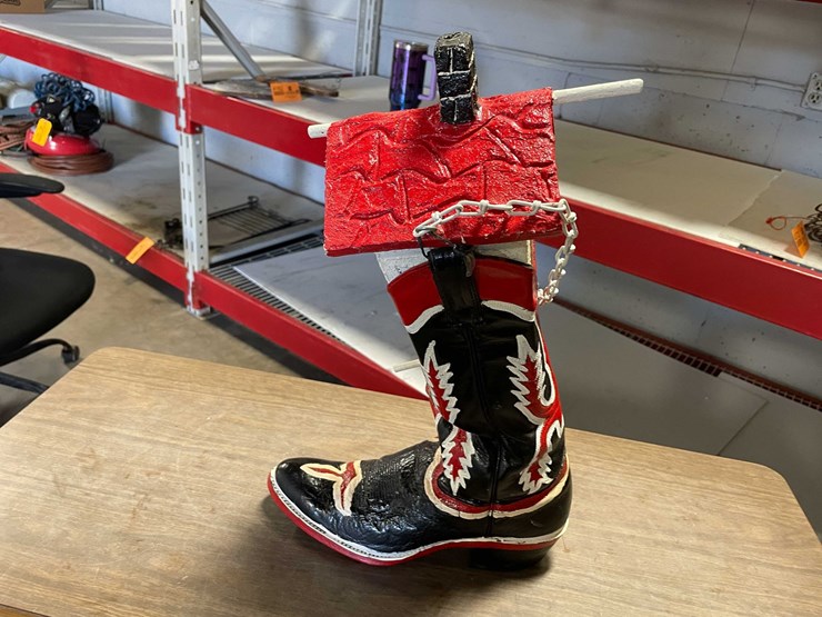 #4073-•-vintage-cowboy-boot-birdhouse-(cw)-image-4