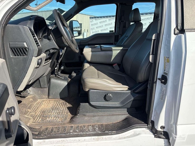 2017-ford-f250-image-11