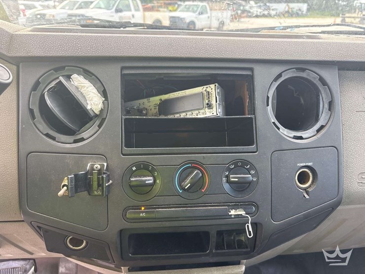 2008-ford-f250-image-14