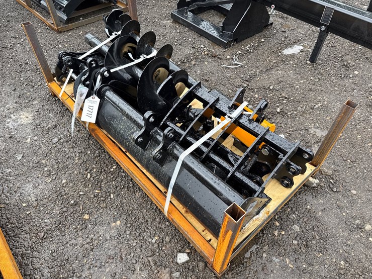 #6053-•-mini-excavator-attachment-package-image-3