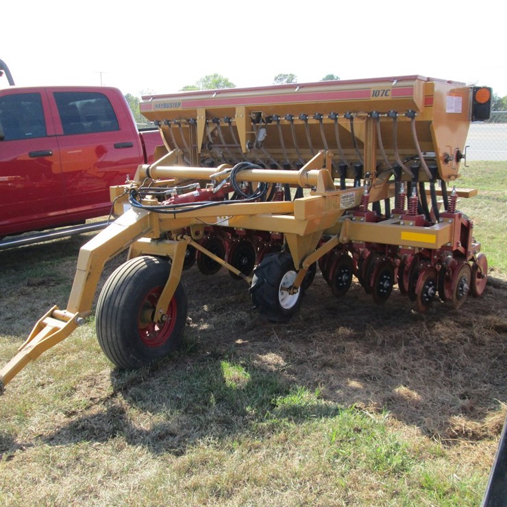 HAYBUSTER 107C