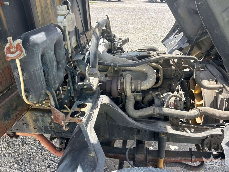 1998-mitsubishi-fuso-fh211-image-9