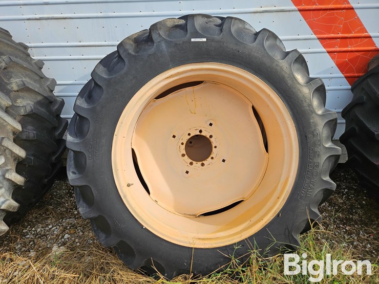 massey-ferguson-14-image-2